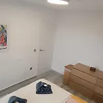 Miramar Vibez Апартаменти *